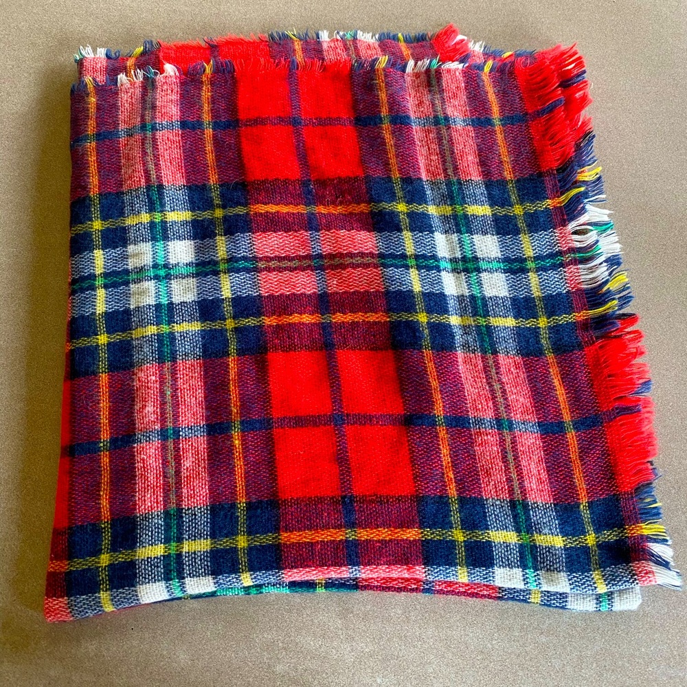 Old Navy Plaid Blanket Scarf